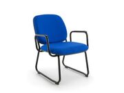 CADEIRA TRAÇO OBESO ESTOFADO E COM OPÇÃO DE PRANCHETA